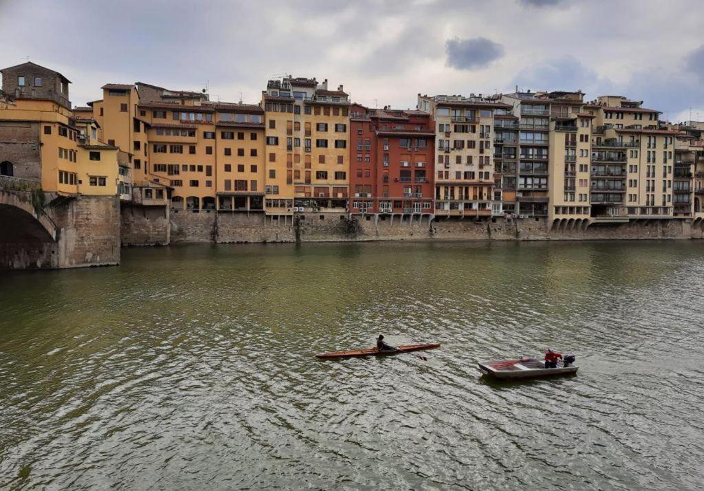 The Secret Window On The River Arno Florence Exterior photo