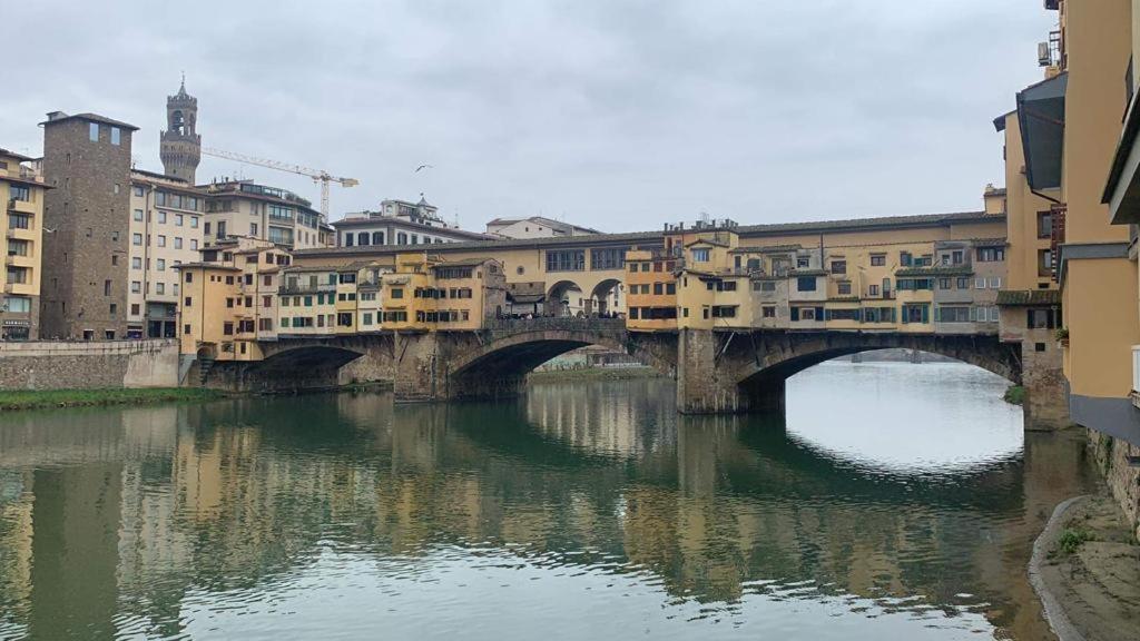 The Secret Window On The River Arno Florence Exterior photo